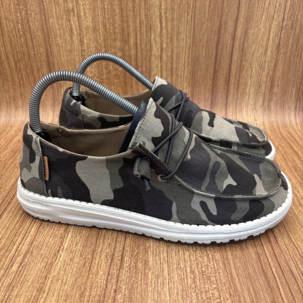 Hey Dude Wendy Camo Loafers Womens Size 9 Green Camouflage Slip On Shoes